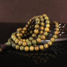 108*8mm Tibetan Buddhist Bracelets for Men Natural Green Sandalwood Prayer Malas Fashion Wooden Beaded Necklace 2024 - buy cheap