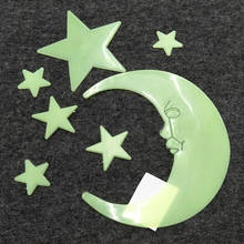 Настенный стикер s, светящаяся Звезда и луна, флуоресцентный светится в темноте, декорация для детской спальни, украшение для дома 2024 - купить недорого