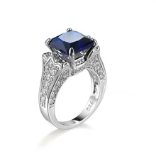 Женское кольцо из серебра 925 пробы с фианитом 2 карата 2024 - купить недорого