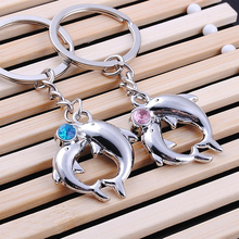 (20 pairs/lot) Zinc Alloy Rhinestone Dolphin Couple Keychain Men& Women Rudder And Anchor Keyring For Lovers Wedding Gift KC009 2024 - buy cheap