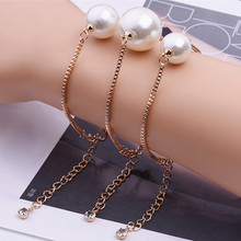 Pulseras de perlas de imitación para mujer, brazaletes sencillos de moda, accesorios de joyería, pulsera de hueso de serpiente dorada, regalo de fiesta de boda 2024 - compra barato