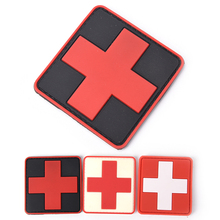 3D PVC Borracha Bandeira da Suíça Swiss Cruz Remendo Paramédico Médico da Cruz Vermelha soldado Tático Moral Crachá 2024 - compre barato