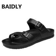 Zapatillas de masaje de EVA para hombre, sandalias transpirables con agujeros a la moda para la playa, zapatos de agua para amantes, talla grande, novedad de verano 2024 - compra barato