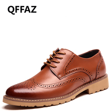 QFFAZ/Новинка 2018 года; Роскошные Кожаные броги; мужская обувь на плоской подошве; повседневные мужские оксфорды в британском стиле; модные брендовые модельные туфли для мужчин 2024 - купить недорого
