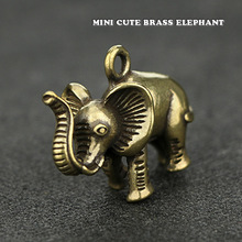 Милый маленький латунный Африканский слон-брелок, орнамент, карманная скульптура животного, домашний офисный стол, декоративная игрушка с орнаментом, подарок 2024 - купить недорого