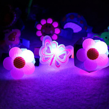 50 unids/lote de pinzas LED de goma suave con diseño de dibujos animados, horquilla con luz brillante, juguete para regalo de cumpleaños para niños 2024 - compra barato