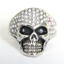 2017 Cool Style Biker Band Party Crystal Skull Ring Stainless Steel Mens Ring New Fashion Punk Fashion Devil Skull Ring 2024 - buy cheap