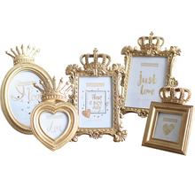Marco de fotos de corona de resina para boda, combinación de varias formas, decoración de Navidad dorada, forma de corazón de regalo redondo 2024 - compra barato
