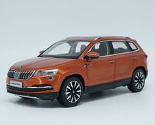 Модель 1:18 литая под давлением для Skoda KAROQ Sportline 2018 оранжевый внедорожник из сплава игрушечный автомобиль миниатюрная коллекция 2024 - купить недорого