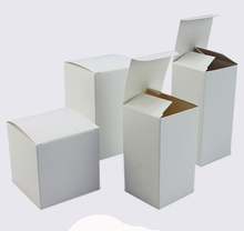 Caja de papel kraft blanca plegable, caja de regalo de cartón con tapa, para eventos de joyería, Chocolate, pastel de boda, paquete de jabón DIY, 50 Uds. 2024 - compra barato