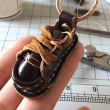 Lâmina de aço japonesa artesanato faça você mesmo sapatos fofos mini chaveiro de desenho bolsa decoração de madeira molde de perfurar modelo de ferramenta 2024 - compre barato