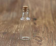 10pcs/lot 24*70mm 15ml Cute Mini Pendant Wine Shape Glass Bottles With Cork Transparent Mini Empty Glass Vial Jars Wedding Decor 2024 - buy cheap