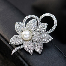 Hot Fashion Rhinestone Brooch Alloy Flower Pin With Imitation pearls Women Wedding Scarf Jewelry Gifts 2024 - buy cheap
