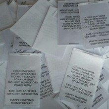Etiqueta de cuidado impresa de ropa blanca personalizada, etiquetas de lavado satinadas de tela de una sola capa, 25 mm x 40 mm 2024 - compra barato