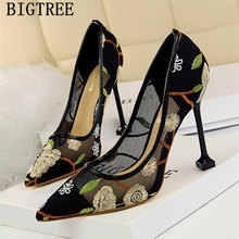 Zapatos de vestir Bigtree para mujer, calzado de encaje bordado negro, tacones altos de lujo, zapatos de diseñador para mujer 2024 - compra barato