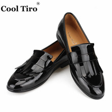 Cool Tiro Fringed Loafers Men Moccasins Slippers Tassels Men's Wedding Dress Shoes Black Patent leather Casual Shoes Formal Flat 2024 - buy cheap