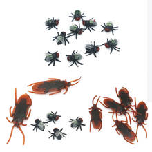 10pcs Jokes funny Toys Housefly / Cockroach Plastic Bugs April Fool's Day props Simulated flying Halloween Decoration 2024 - buy cheap