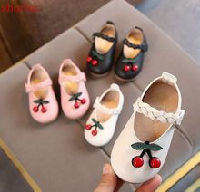 Flower shoes white 2018 spring and autumn model baby leather shoes Little princess soft bottom 1-3T wedding girl shoes 2024 - buy cheap