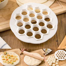 1Pcs 19 Holes Easy Dumpling Maker Kitchen Gadget Pastry Tools DIY White Plastic Dumpling Mold Dough Press Ravioli Mold Tools L*5 2024 - compre barato