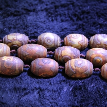 Collar de arroz de piedra tibetana de color caqui de 12x16mm, gemas místicas tibetanas Dzi, cuentas de tambor de Turtleback mate tibetano 2024 - compra barato