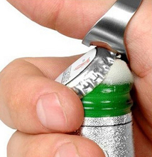 Anel de titânio em aço inoxidável, anel de dedo masculino, formato de anel criativo, abridor de garrafas, ferramentas de bar, abridor de garrafas 20mm para abertura de cerveja 2024 - compre barato