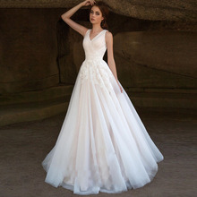 2019 Modest A-Line Wedding Dresses With Sleeveless Puffy Lace Wedding Gowns Vintage Country Western Bridal Wedding Dress 2024 - buy cheap