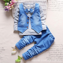 Conjunto de roupa infantil com laço, camiseta e calça casuais para garotos e garotas de outono e primavera 2024 - compre barato