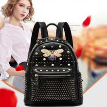 Mochila de viaje de piel auténtica para mujer, bolso escolar informal coreano con abeja y diamantes, de lujo 2024 - compra barato