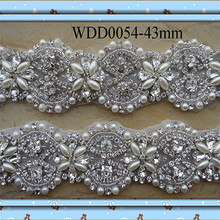 (10 YARDS) Wholesale bridal handmade beaded sewing silver crystal rhinestone applique pearl trim for wedding dress sash WDD0054 2024 - buy cheap