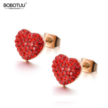 BOBOTUU clásico de acero de titanio de corazón de cristal rojo pendiente bonito de diamantes de imitación de oro rosa pendientes de broche para boda para las mujeres BE18008 2024 - compra barato