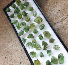 H-CE02 Small Green Apatite Crystal Earrings, Pink Healing Crystal Stud Earrings 2024 - buy cheap