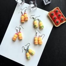 Pendientes con forma de botella para mujer y niña, aretes con forma de botella de bebida divertida, regalo creativo de Navidad, joyería única para fiesta 2024 - compra barato