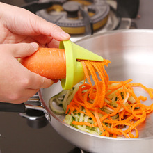 Кухонные принадлежности гаджет Воронка модель спиральный слайсер овощерезка устройство приготовления салата морковный резак для редиски 2022 - купить недорого