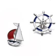 Fashion Ships Brooches for Man Women Blue Red Crystal Sailboat Helm Enamel Lapel  Pins and Brooches Jewellery Bijuteria 2024 - купить недорого