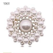 YDGY Creative Fashion Pearl Brooch Alloy Electroplated Women's Round Disc Brooch Girl Style Accessories Pin 2024 - buy cheap