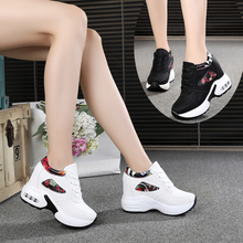 Sapatos de salto alto feminino, sapatos casuais de plataforma da moda para mulheres, tênis com cunha de 10cm de altura, sapatos brancos para o outono de 2019 2024 - compre barato