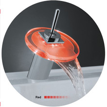Круглый светодиодный смеситель для раковины, латунный кран «Водопад», меняет цвет от температуры, для ванной комнаты, стеклянная раковина, крепление на раковину 2024 - купить недорого