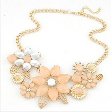 2016 New Fashionable Bright Flower Necklace Charm Rhinestone Necklace and Pendant gift Statement Necklaces Jewelry Wholesale 2024 - buy cheap