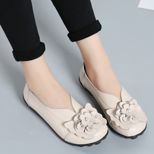 Sapatos femininos mocassins em couro legítimo 2021, calçados baixos, confortáveis, cor sólida, slip-on, loafers plus size 2024 - compre barato