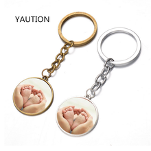 Hot! 2017 New Baby Feet in Mother Heart Hands Photo Pendant keychain Birthday Gifts 2024 - buy cheap