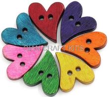 50 piezas de color mezclado pintado kitch gran corazón de madera coser botones Scrapbooking corazón amor 2 agujeros 20mm cuentas de madera 2024 - compra barato