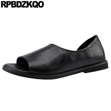 Sandalias planas con punta abierta para hombre, zapatos italianos informales de cuero genuino, de diseñador, de lujo, alta calidad, color negro, 2021 2024 - compra barato