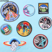 Zotoone patches de astronauta astronauta sobre roupas, patches de ferro em bordado para aplicações de emblema com espaço para roupas, faça você mesmo 2024 - compre barato