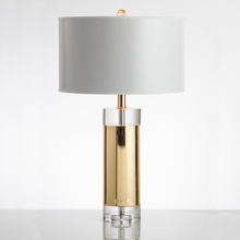 Simple moderno metal ambiente de lujo cristal claro modelo americano sala de estar dormitorio lámpara de cabecera lámpara de mesa decorativa 2024 - compra barato