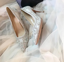 Elegante branco sapatos de casamento noiva dedo do pé apontado bling cristal embelezado salto alto bombas sapatos femininos deslizamento-on senhoras sapatos 2024 - compre barato