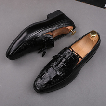 New Men Dress Shoes Faux crocodile grain Leather tassel flats  Luxury Fashion Groom Wedding Shoes Oxford Sapato Social Masculino 2024 - buy cheap