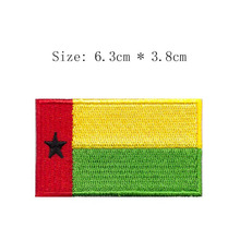 Guinea-bissau bordado bandeira remendo com estrela vermelho amarelo verde emblema para mc coat atacado ferro em costurar camisa do peito esquerdo 2024 - compre barato
