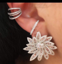 Fashion AAA cubic zirconia flower shaped T stone stud earrings ,women's jewelry accessories 2024 - buy cheap