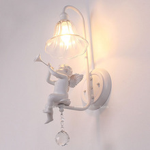 Итальянский Миланский белый полимерный настенный светильник с ангелом для спальни, кровати, гостиной, хрустальные настенные светильники, настенные бра для коридора, прихожей 2024 - купить недорого