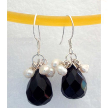 Pendientes colgantes de perlas de agua dulce para mujer, 100% elegantes, perlas blancas y negras de cristal, joyería de plata S925 2024 - compra barato